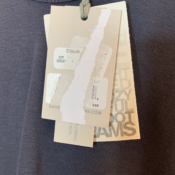 Barefoot Dreams Malibu Hoodie small new - Picture 5 of 6